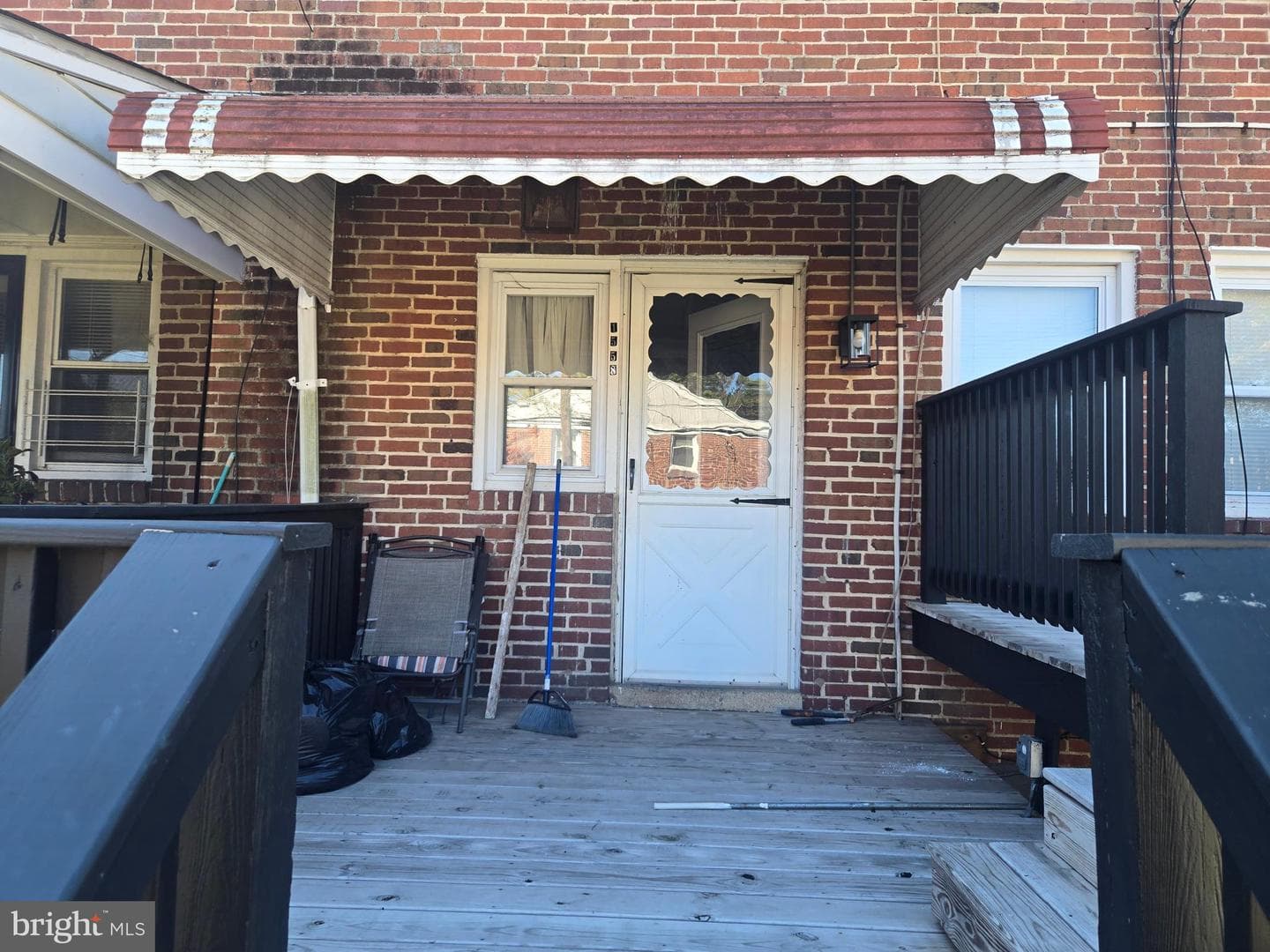1558 Sherwood Avenue NE photo 37