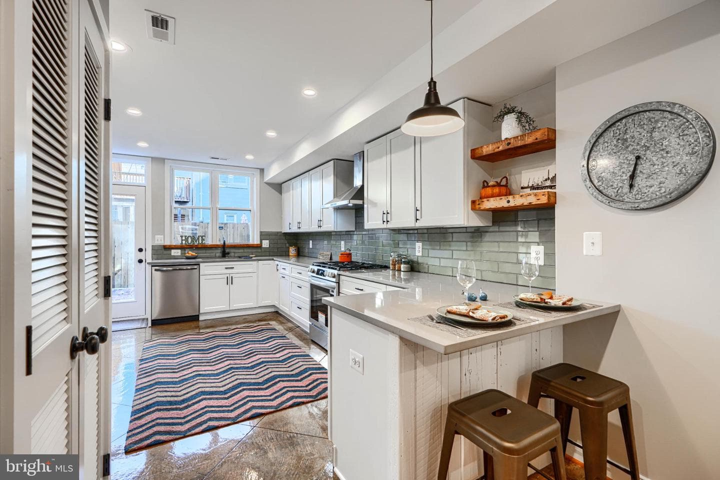 1709 William Street photo 14