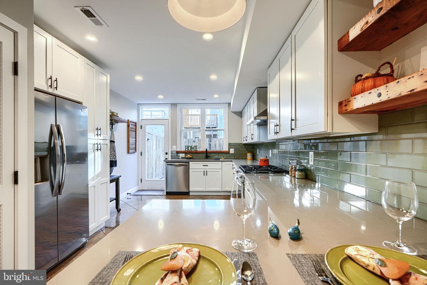 1709 William Street photo 15