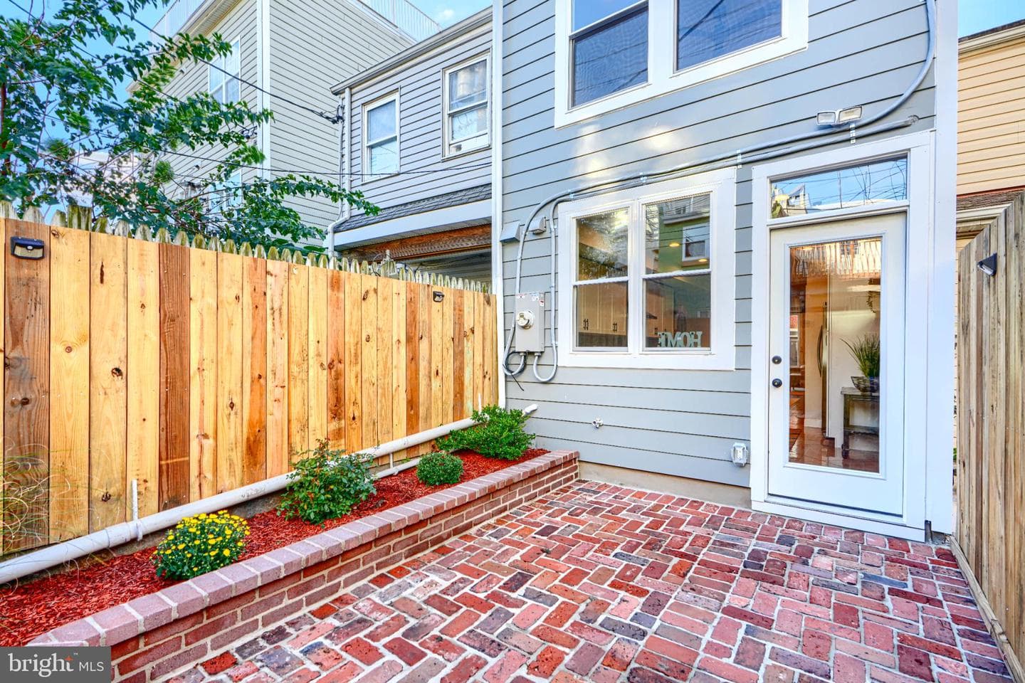 1709 William Street photo 25