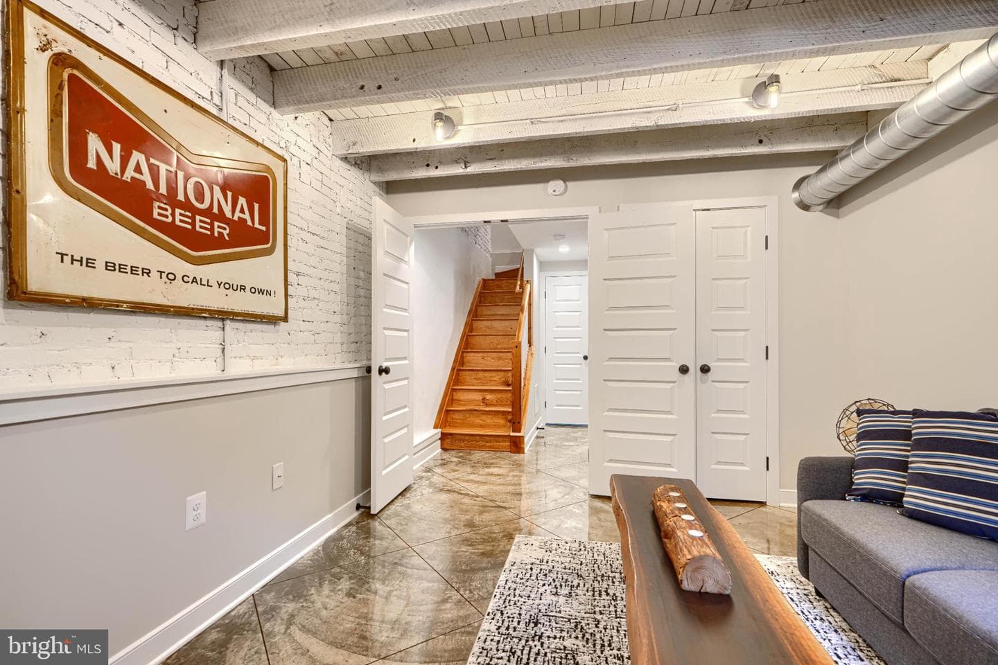 1709 William Street photo 27