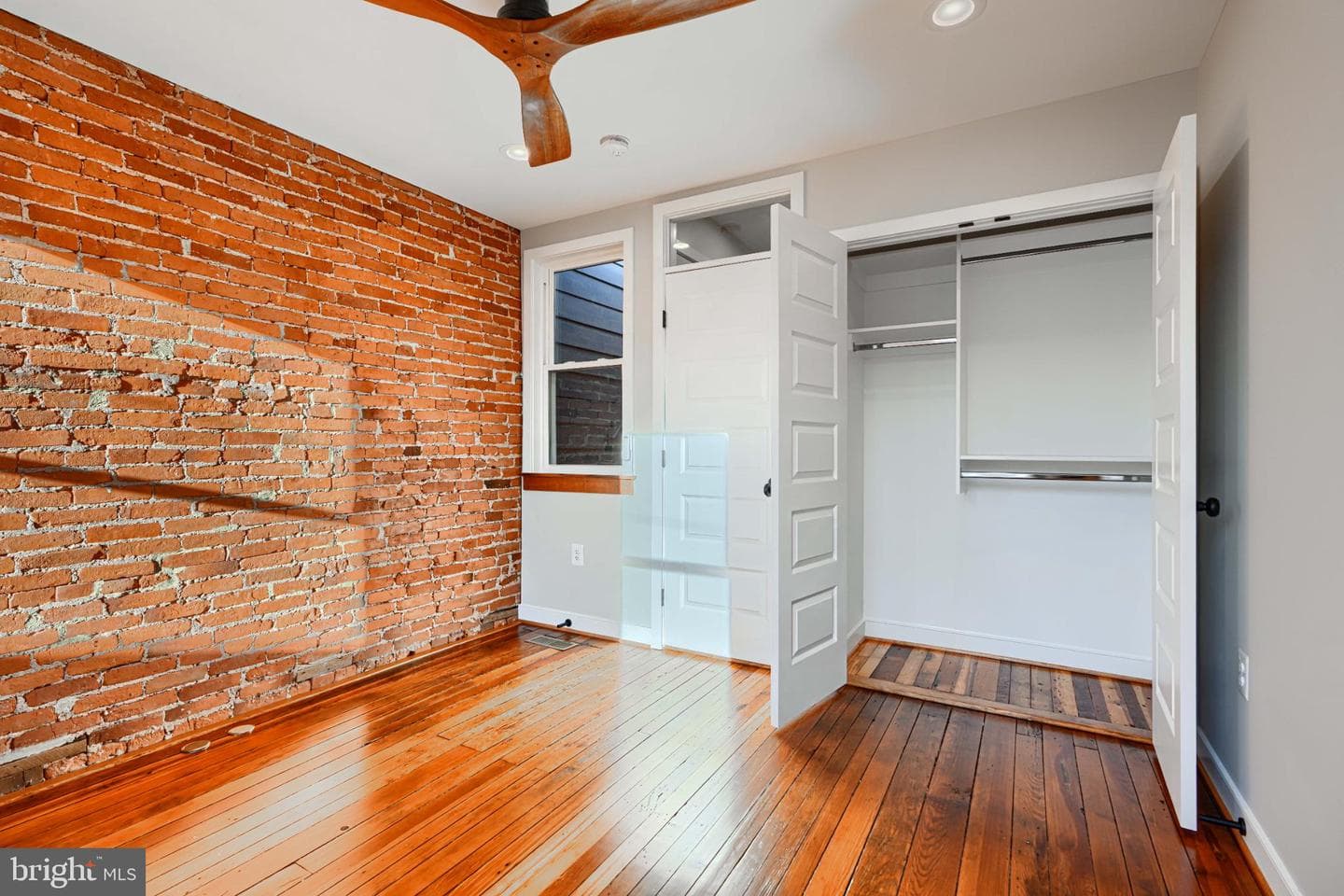1709 William Street photo 37