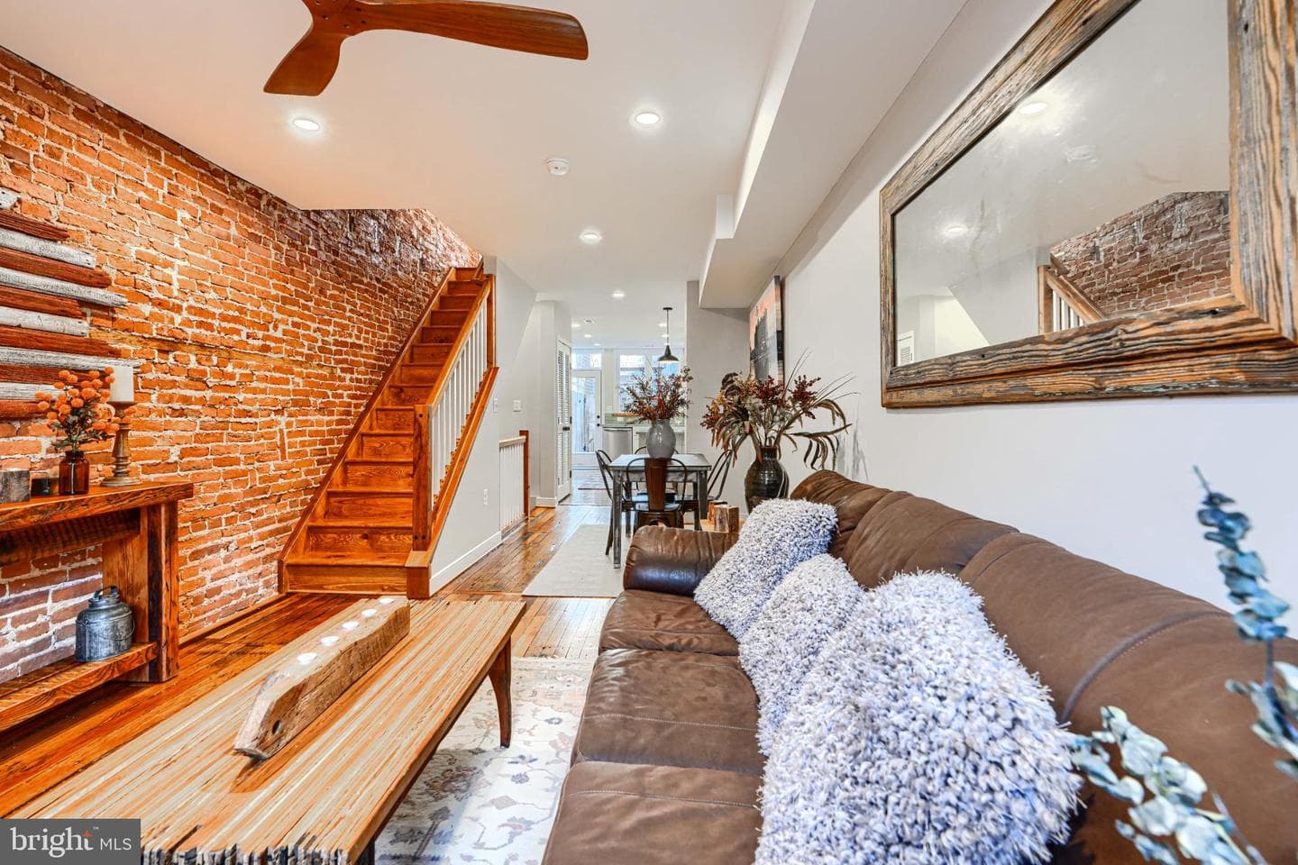 1709 William Street photo 7