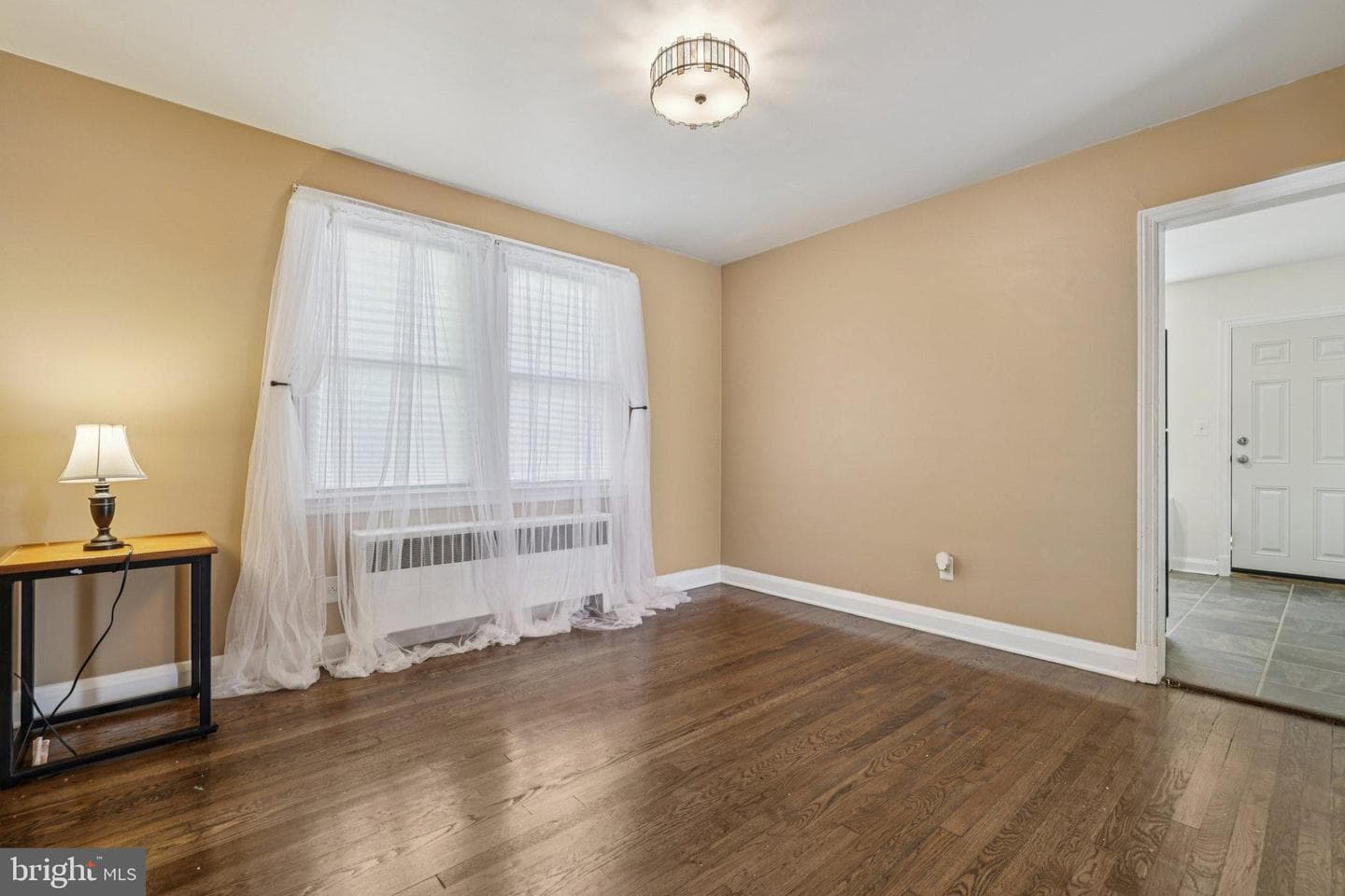 6907 Moyer Avenue photo 10