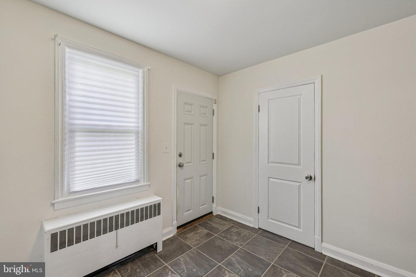 6907 Moyer Avenue photo 15
