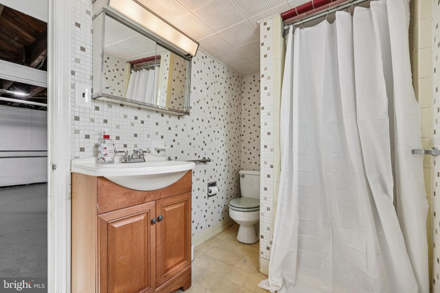 6907 Moyer Avenue photo 30
