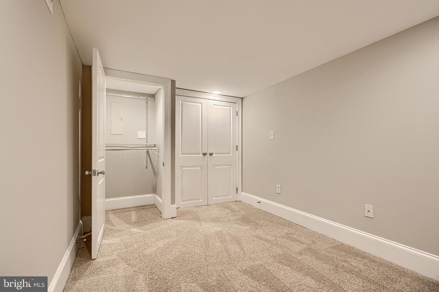 509 S Decker Avenue photo 37
