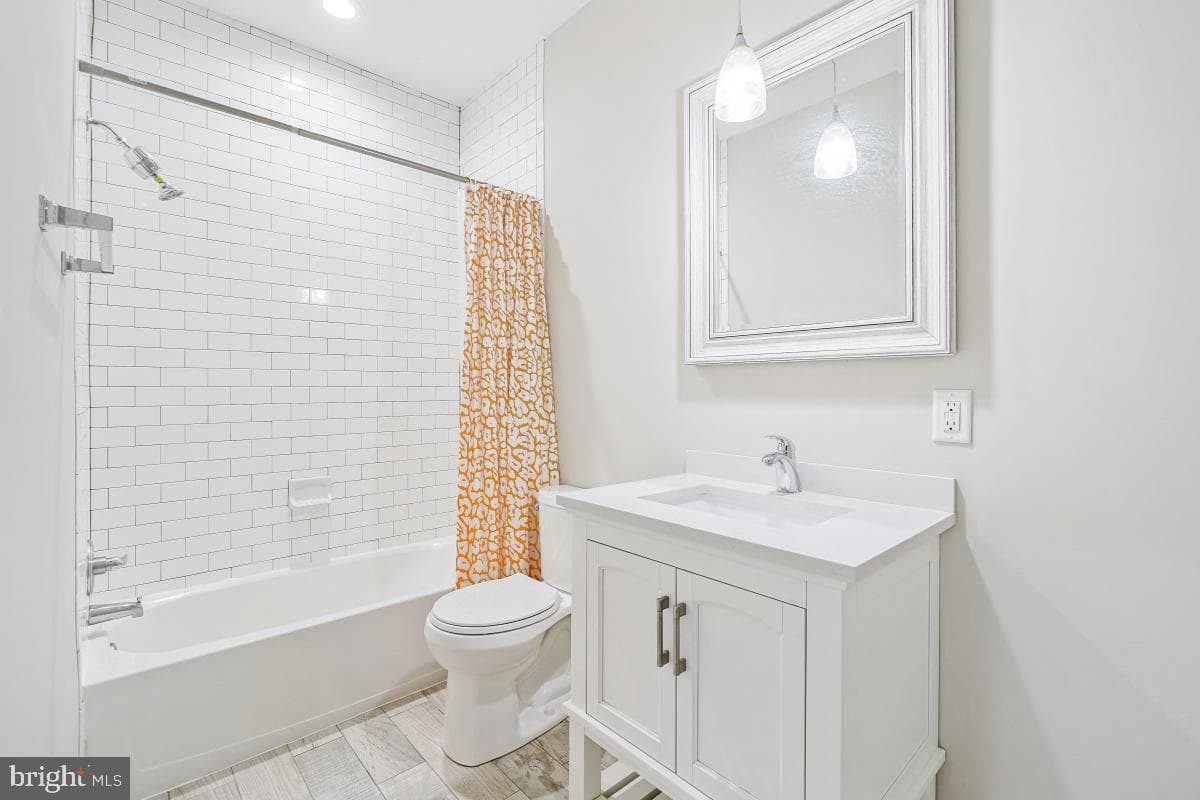 238 S Collington Avenue photo 33