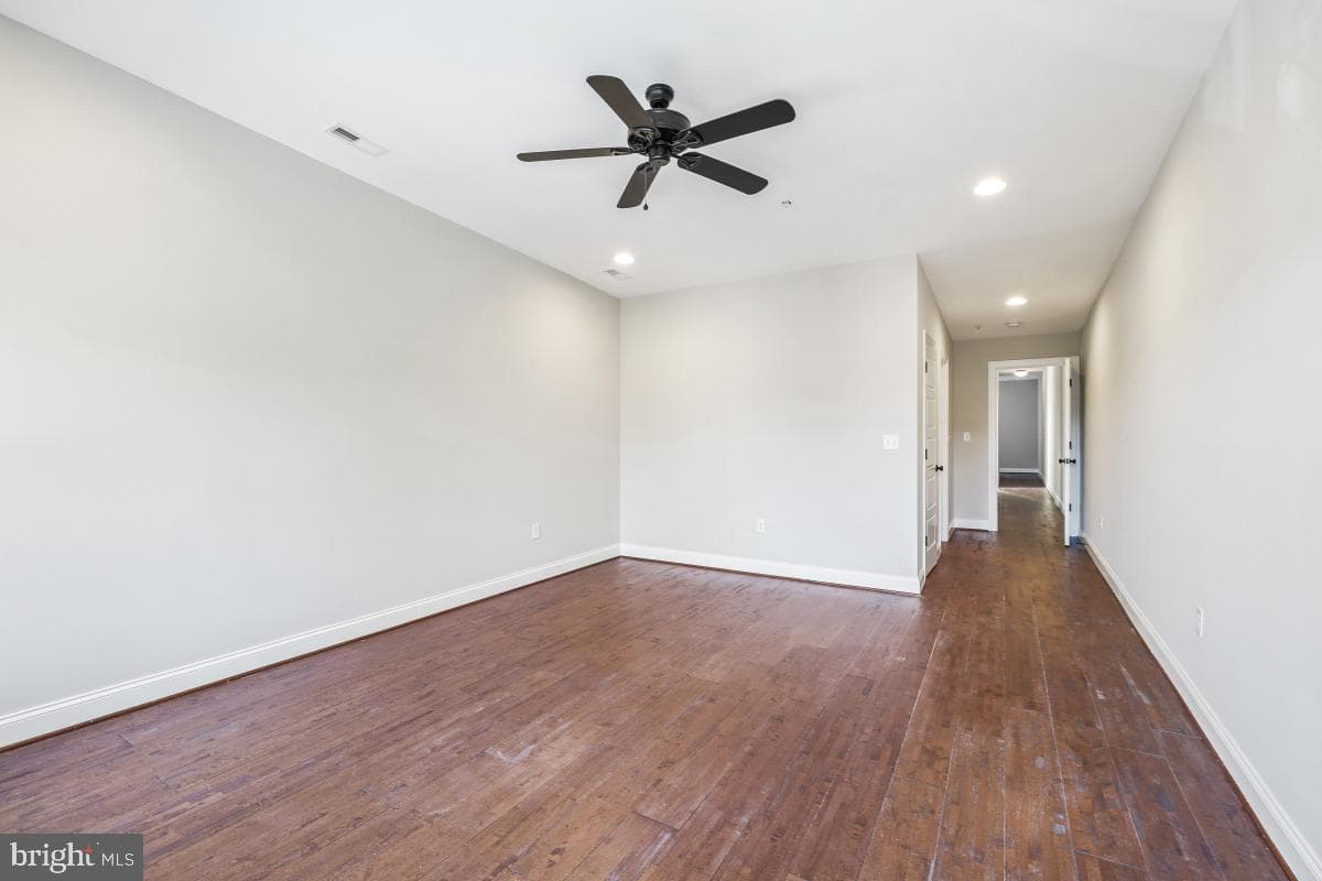 238 S Collington Avenue photo 41