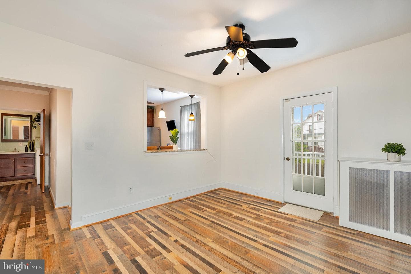 5005 Catalpha Road photo 10