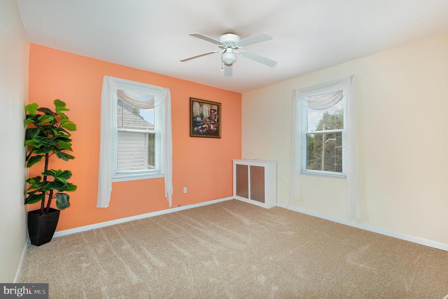 5005 Catalpha Road photo 12