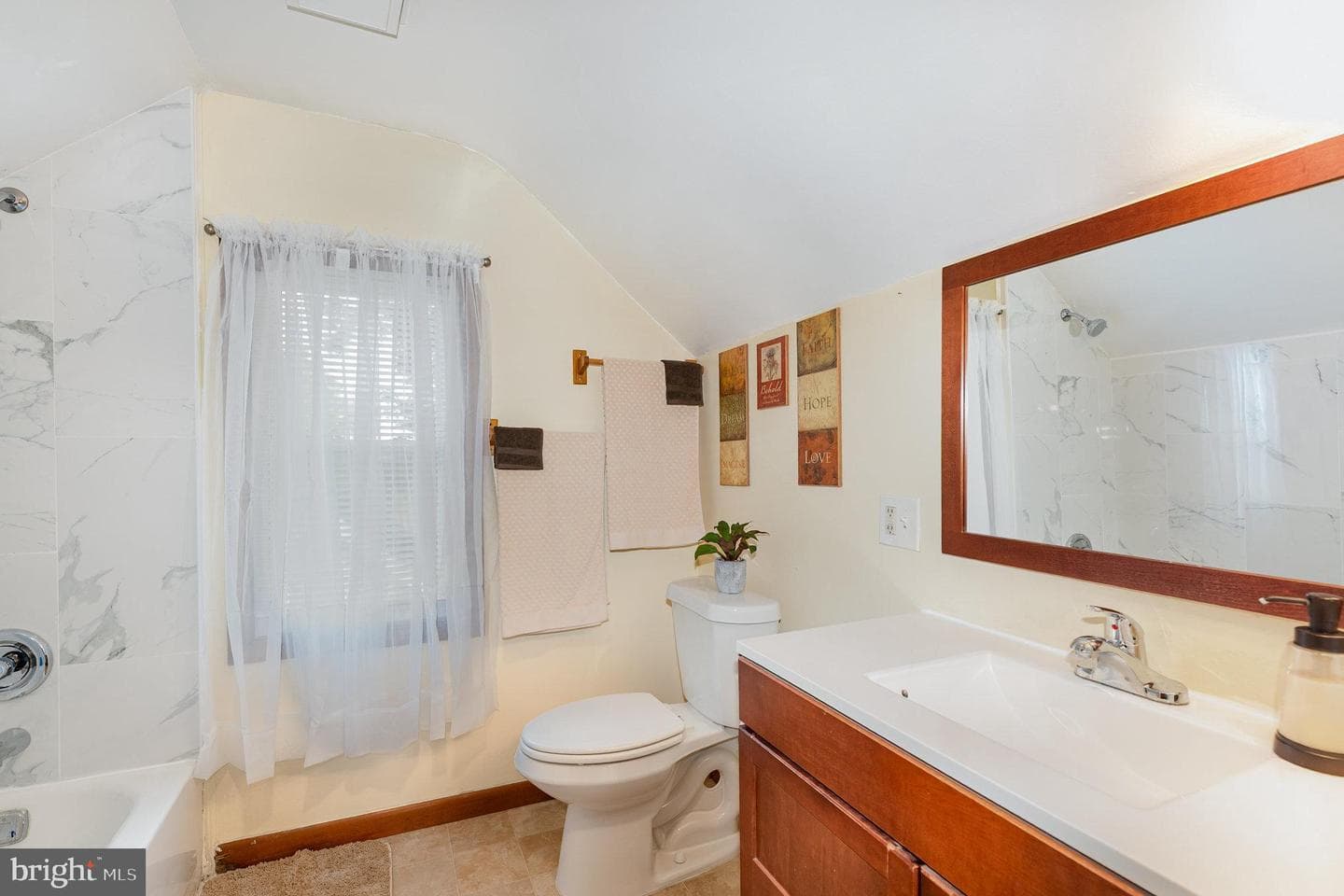 5005 Catalpha Road photo 18