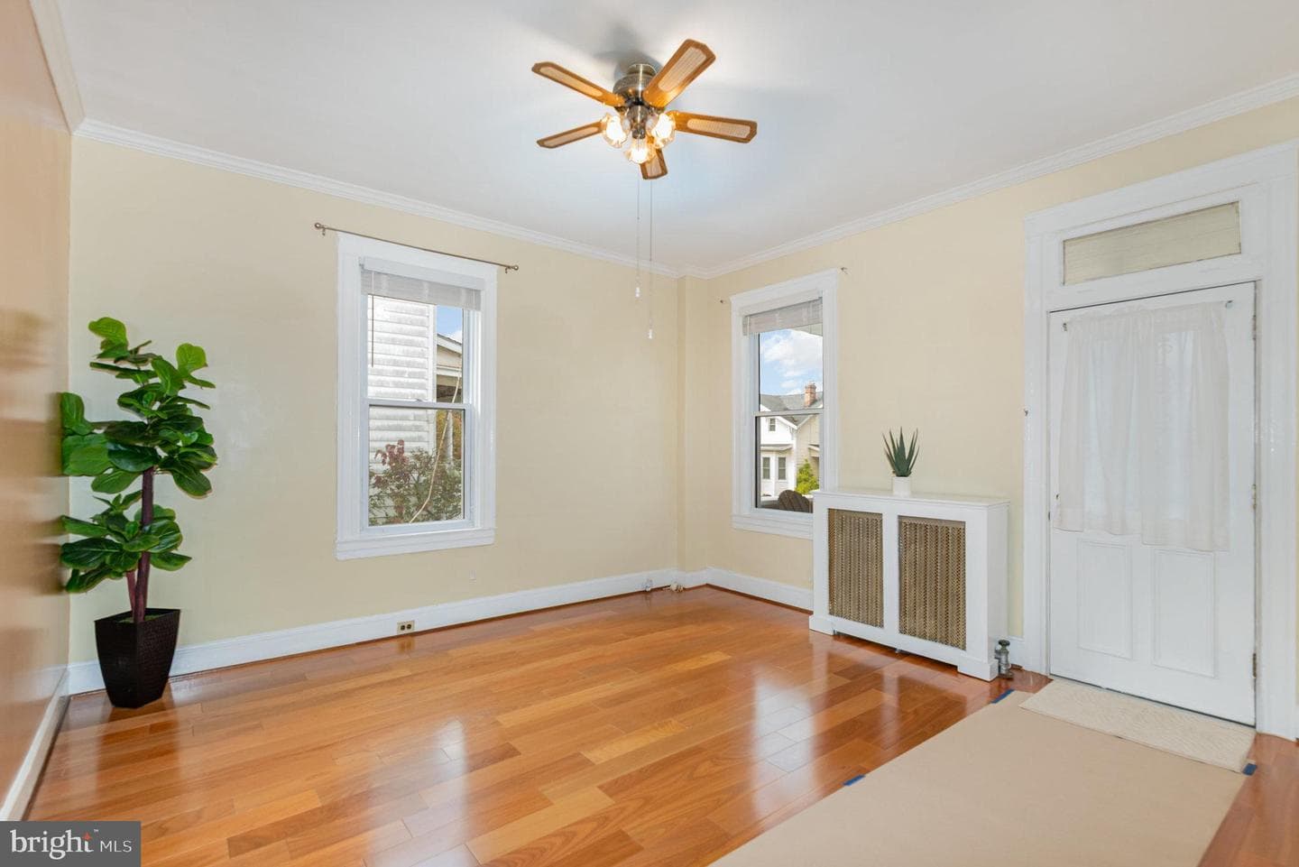 5005 Catalpha Road photo 6