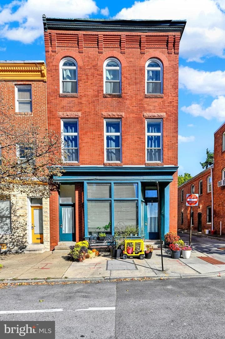 1422 E Baltimore Street #202 photo 2
