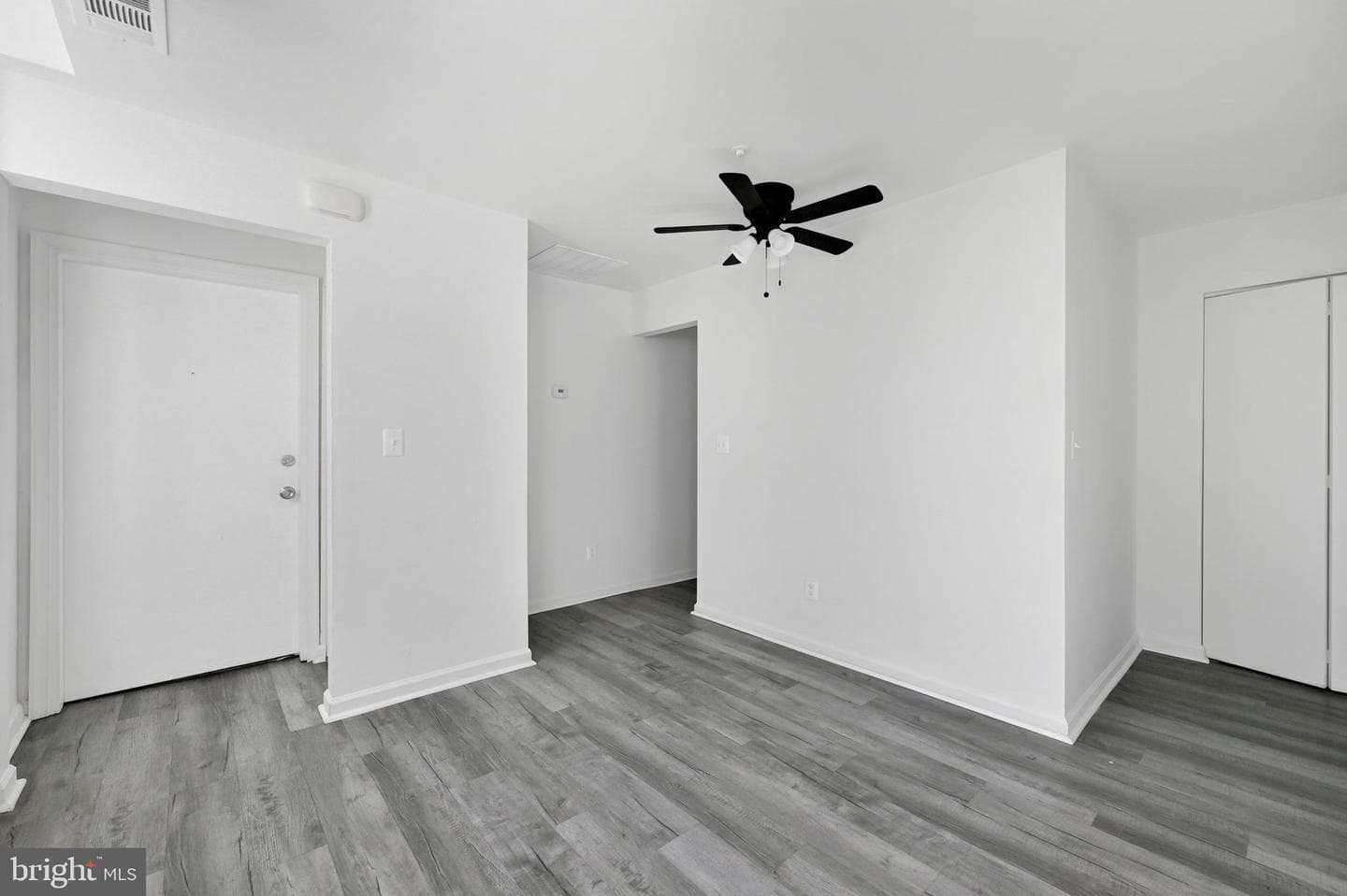 1422 E Baltimore Street #202 photo 3