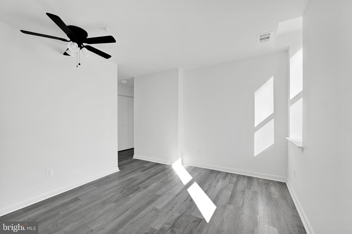 1422 E Baltimore Street #202 photo 4
