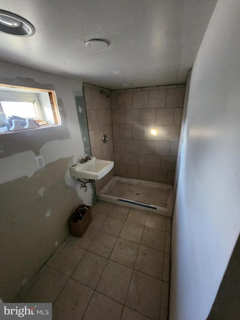 2618 Rittenhouse Avenue photo 22