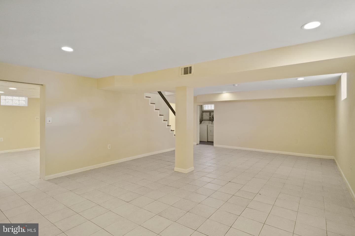 5709 Woodcrest Avenue photo 24