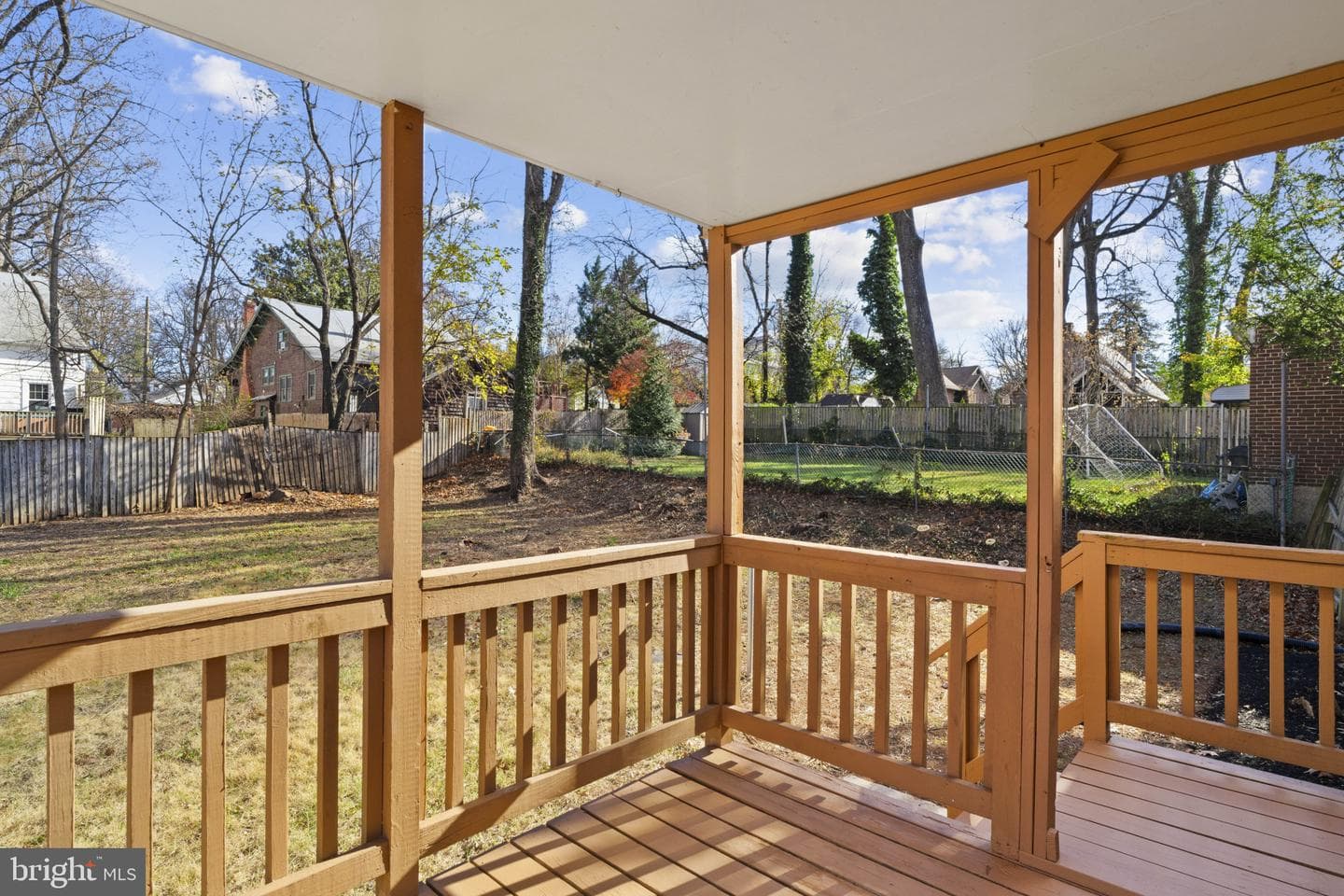 5709 Woodcrest Avenue photo 42