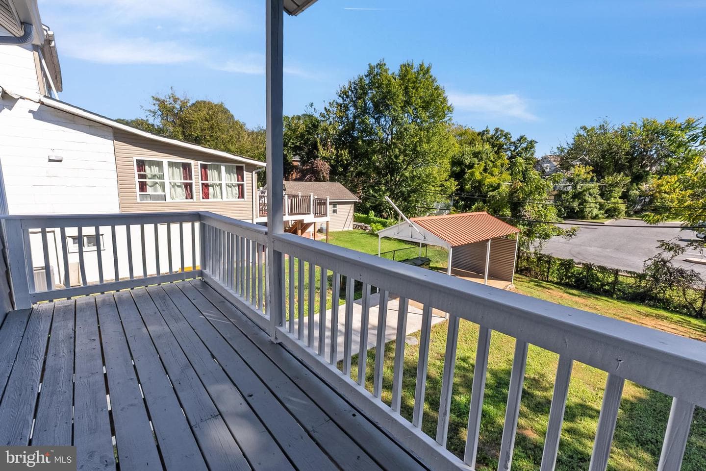 5211 Eugene Avenue photo 24