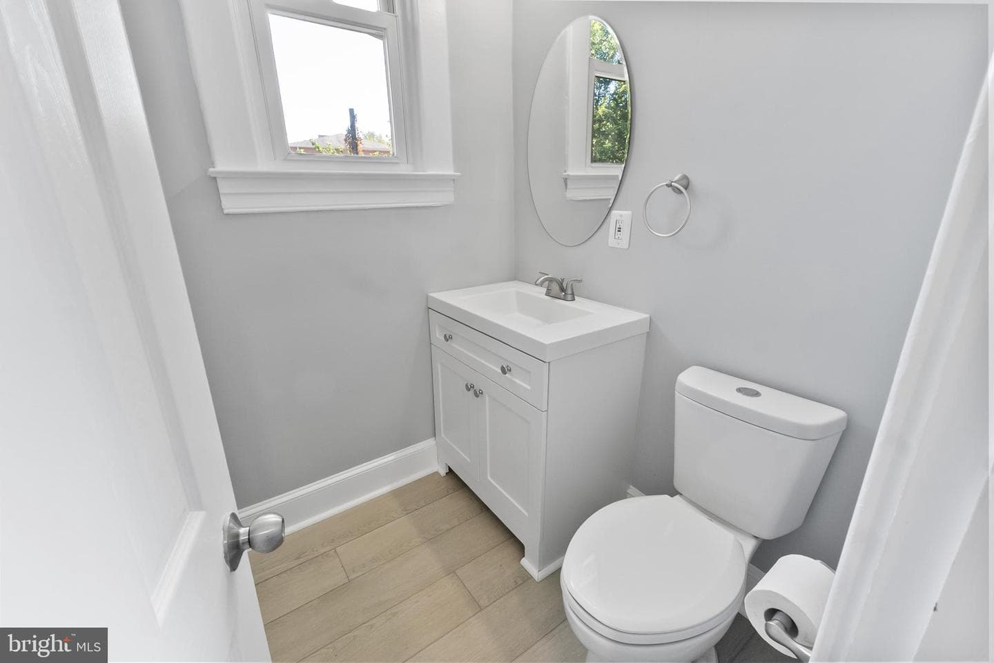 5211 Eugene Avenue photo 28