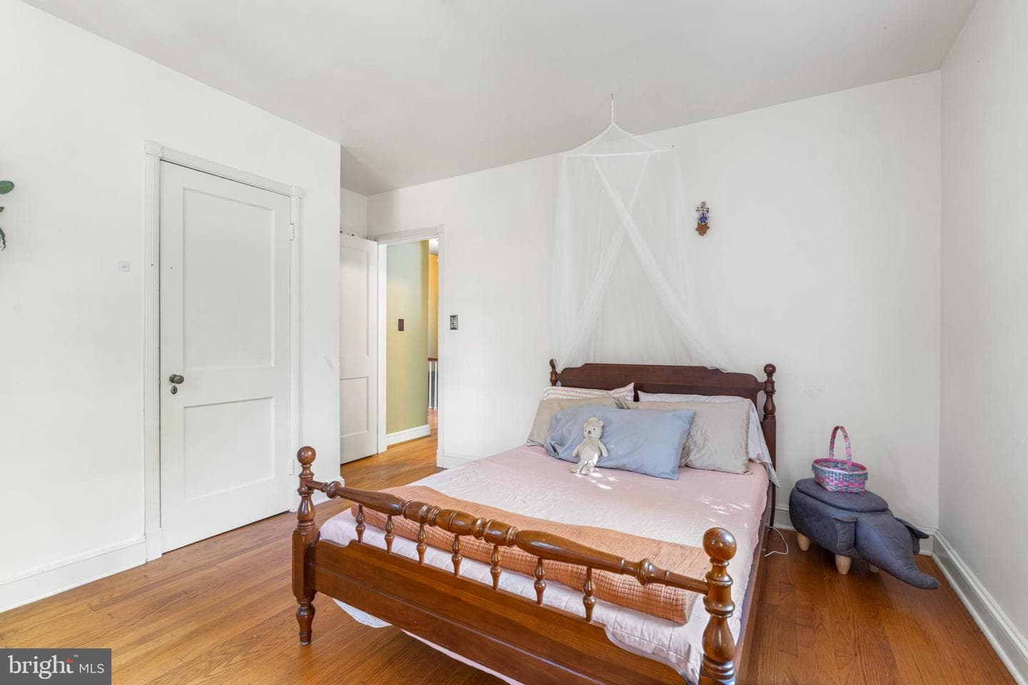311 Woodbourne Avenue photo 21