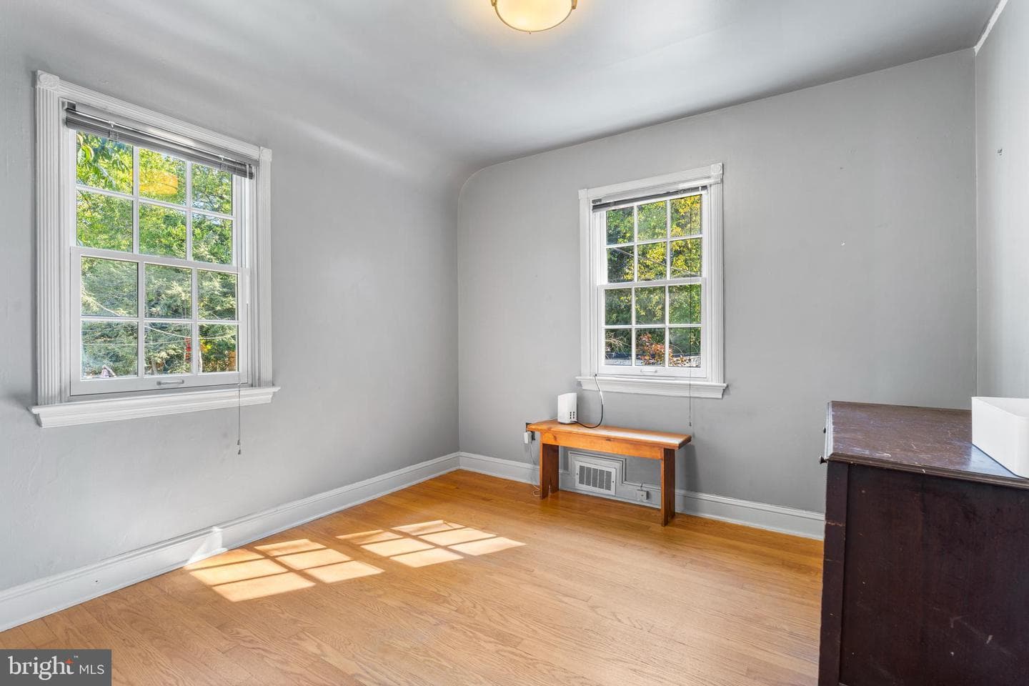 311 Woodbourne Avenue photo 22