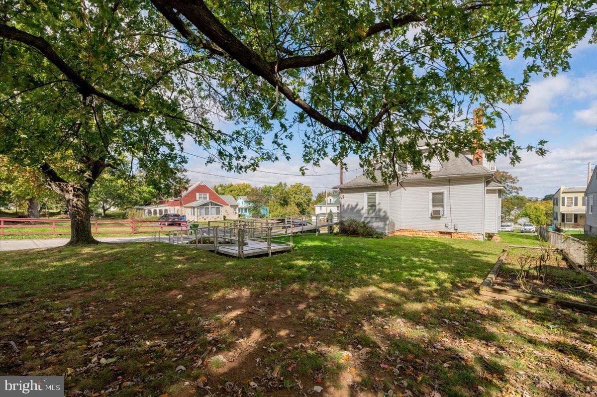 2500 Arbuton Avenue photo 25