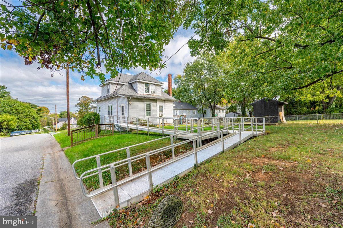 2500 Arbuton Avenue photo 28