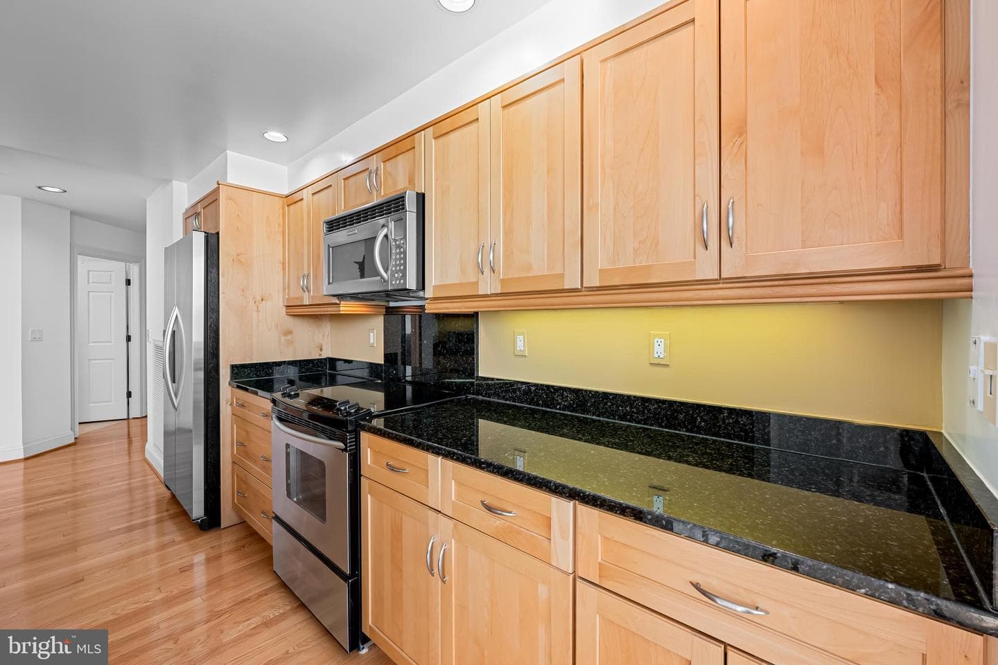 3704 N Charles Street N #406 photo 13