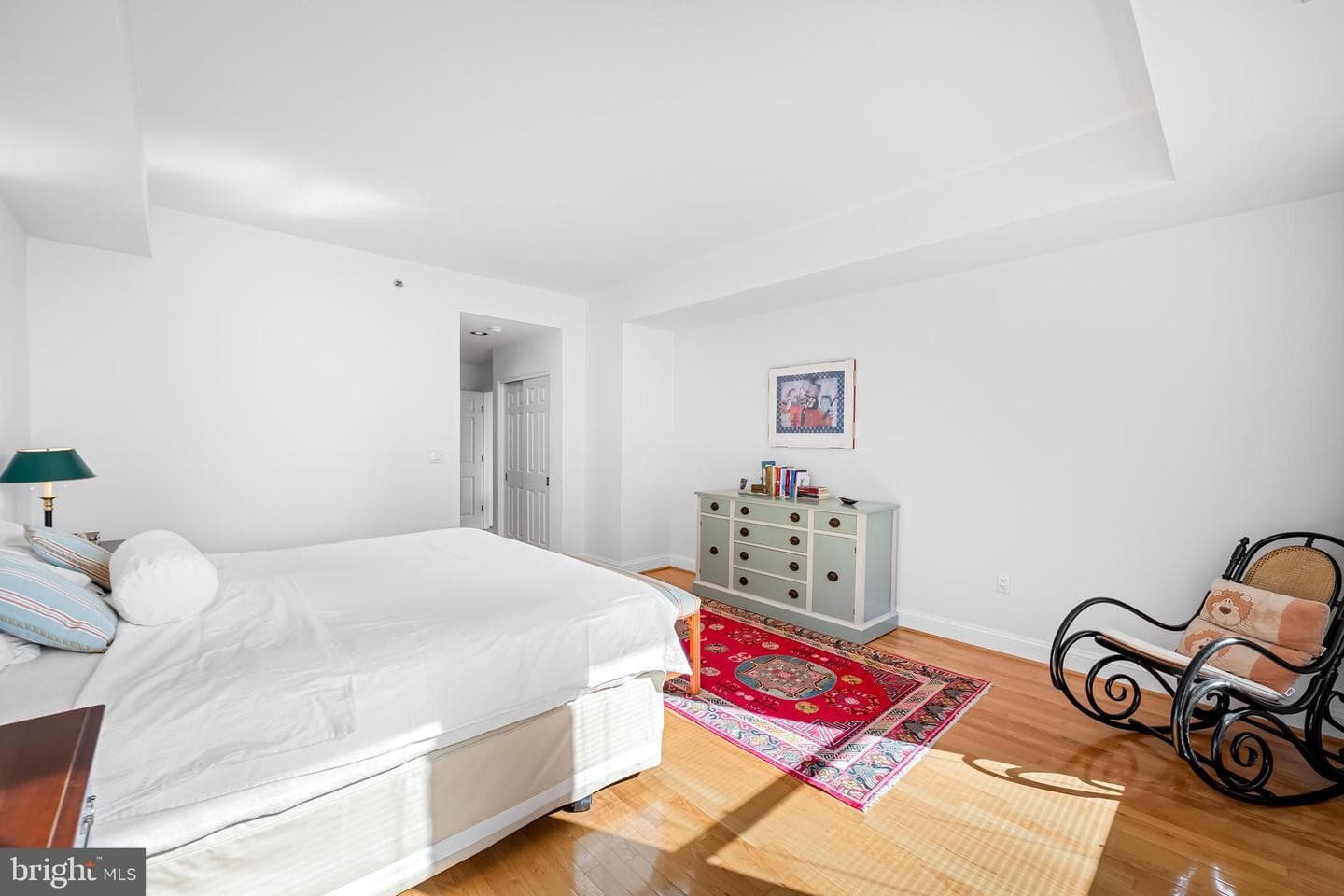 3704 N Charles Street N #406 photo 23