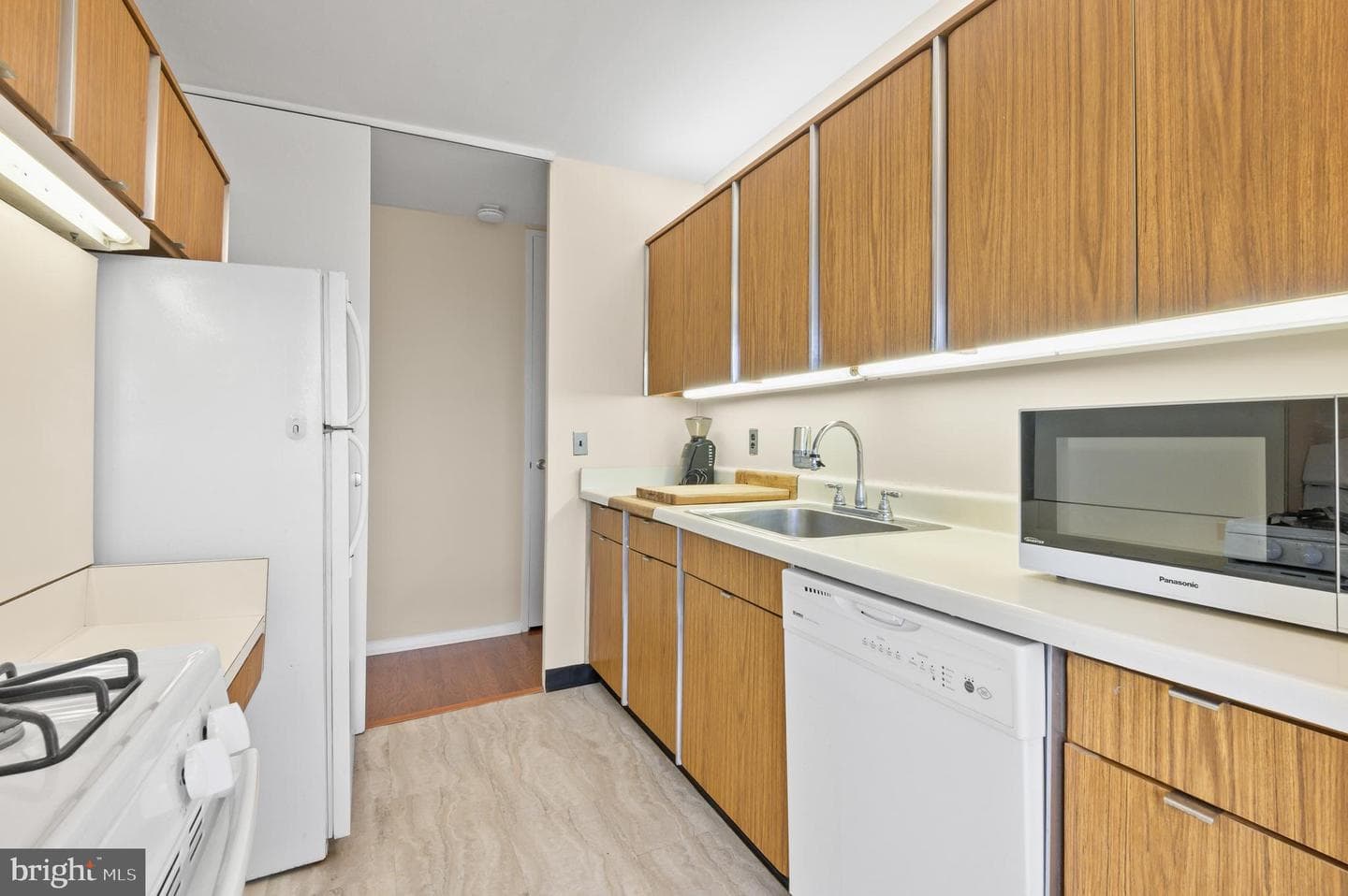 4000 N Charles Street #403 photo 15