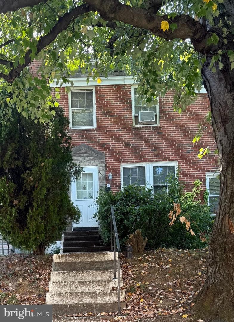 4111 Ardley Avenue photo 1