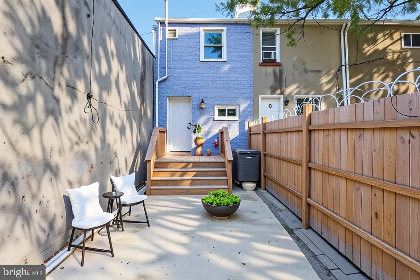 1318 N Spring Street photo 18