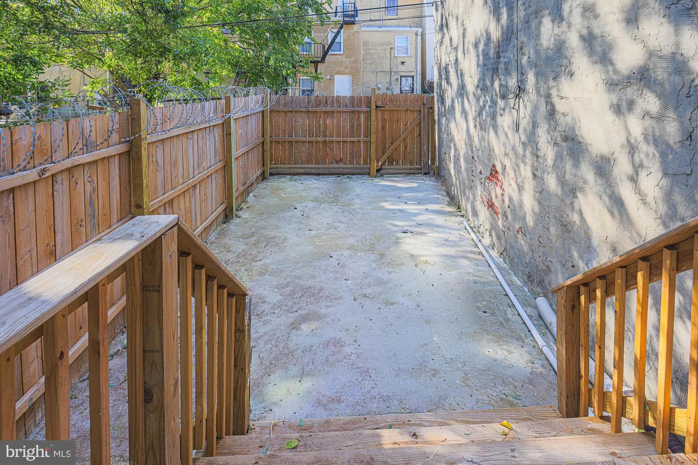 1318 N Spring Street photo 19