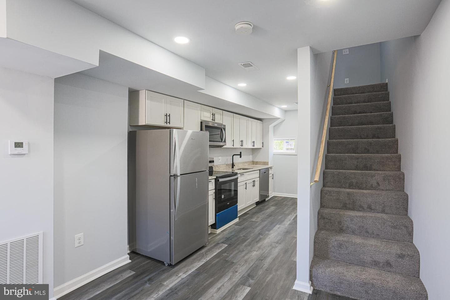 1318 N Spring Street photo 4