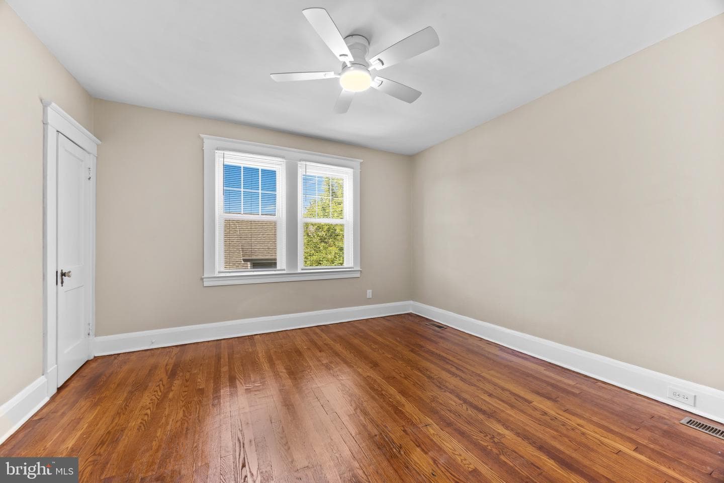 3220 Montebello Terrace photo 29
