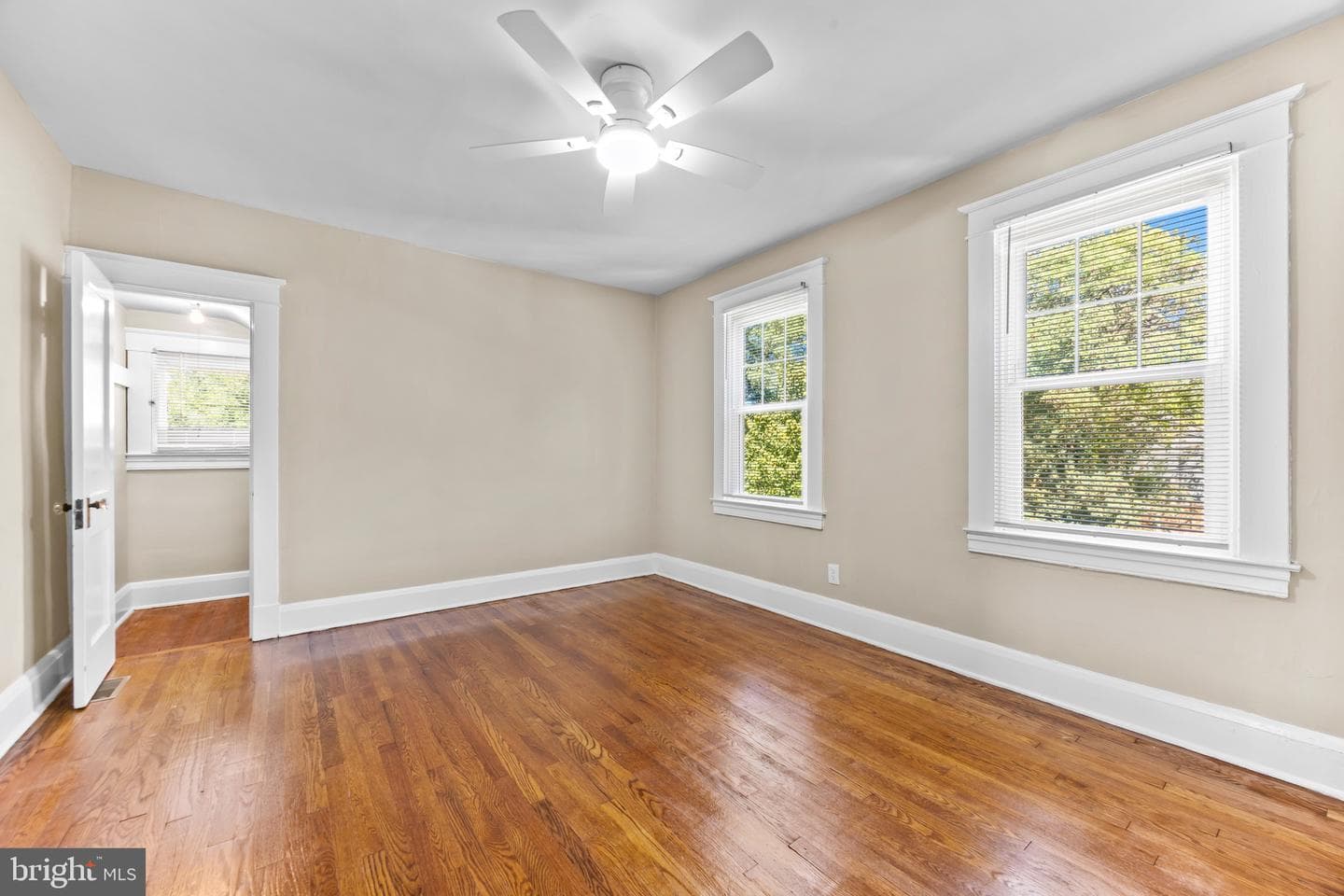 3220 Montebello Terrace photo 31