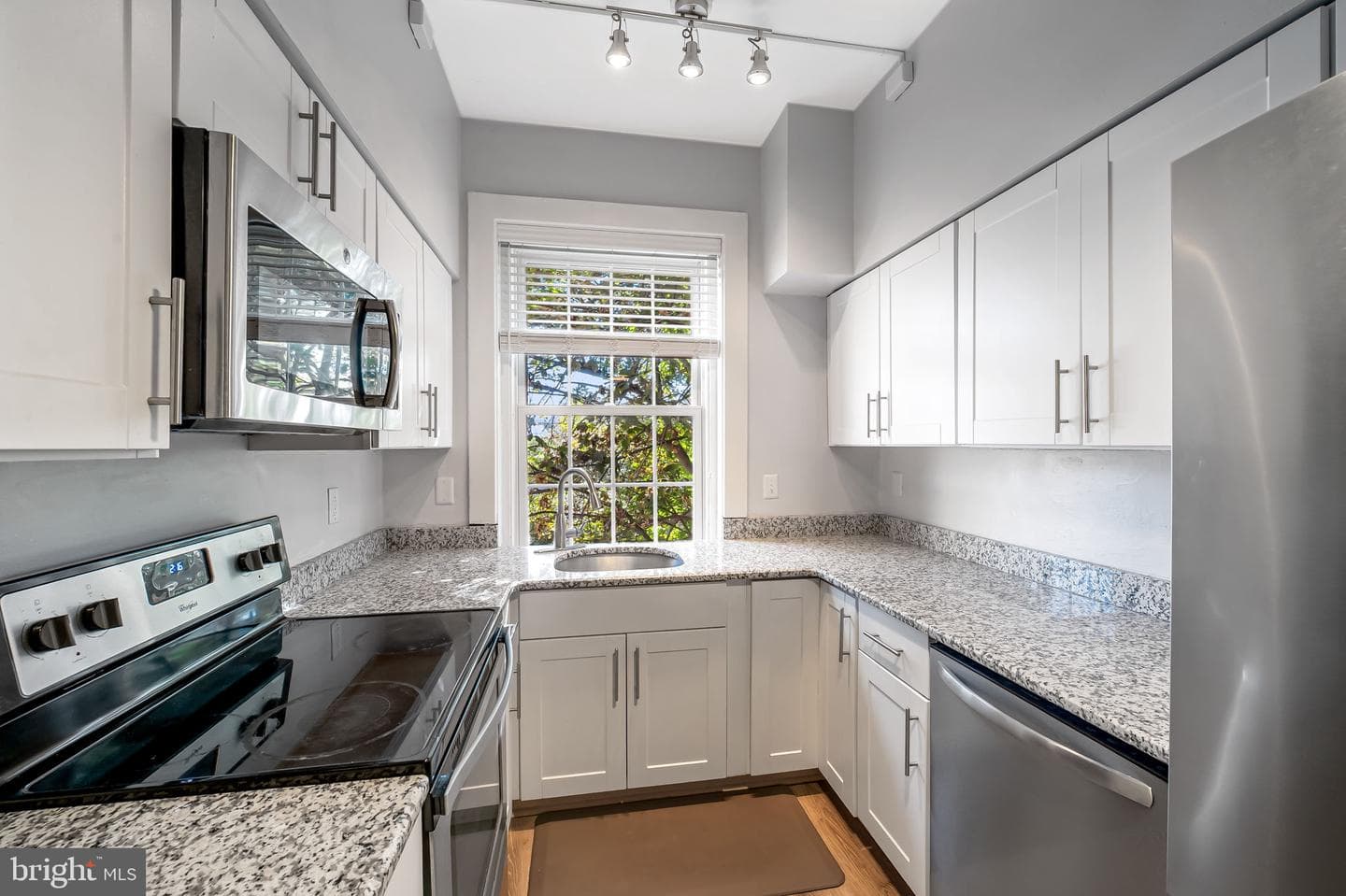 3507 N Charles Street #204 photo 5