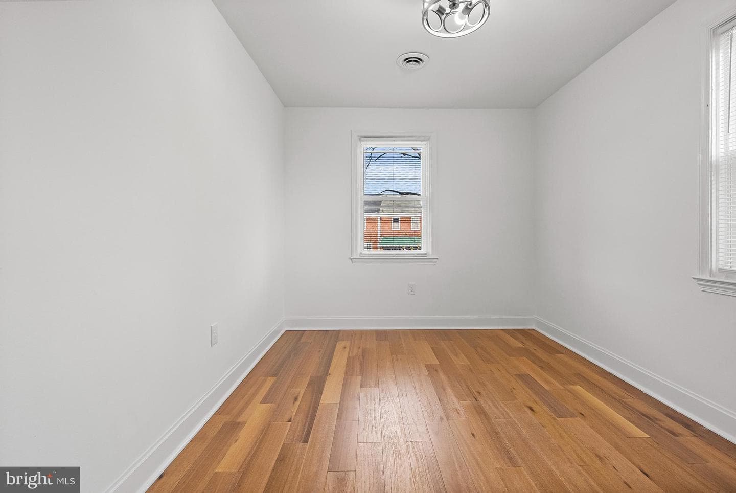 5814 Falkirk Road photo 12