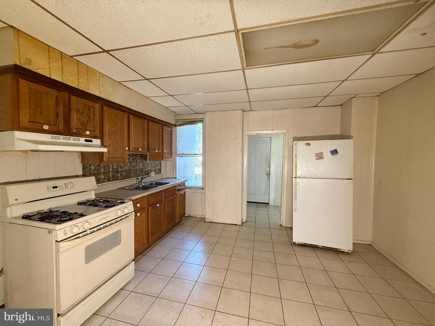 2706 Winchester Street photo 4