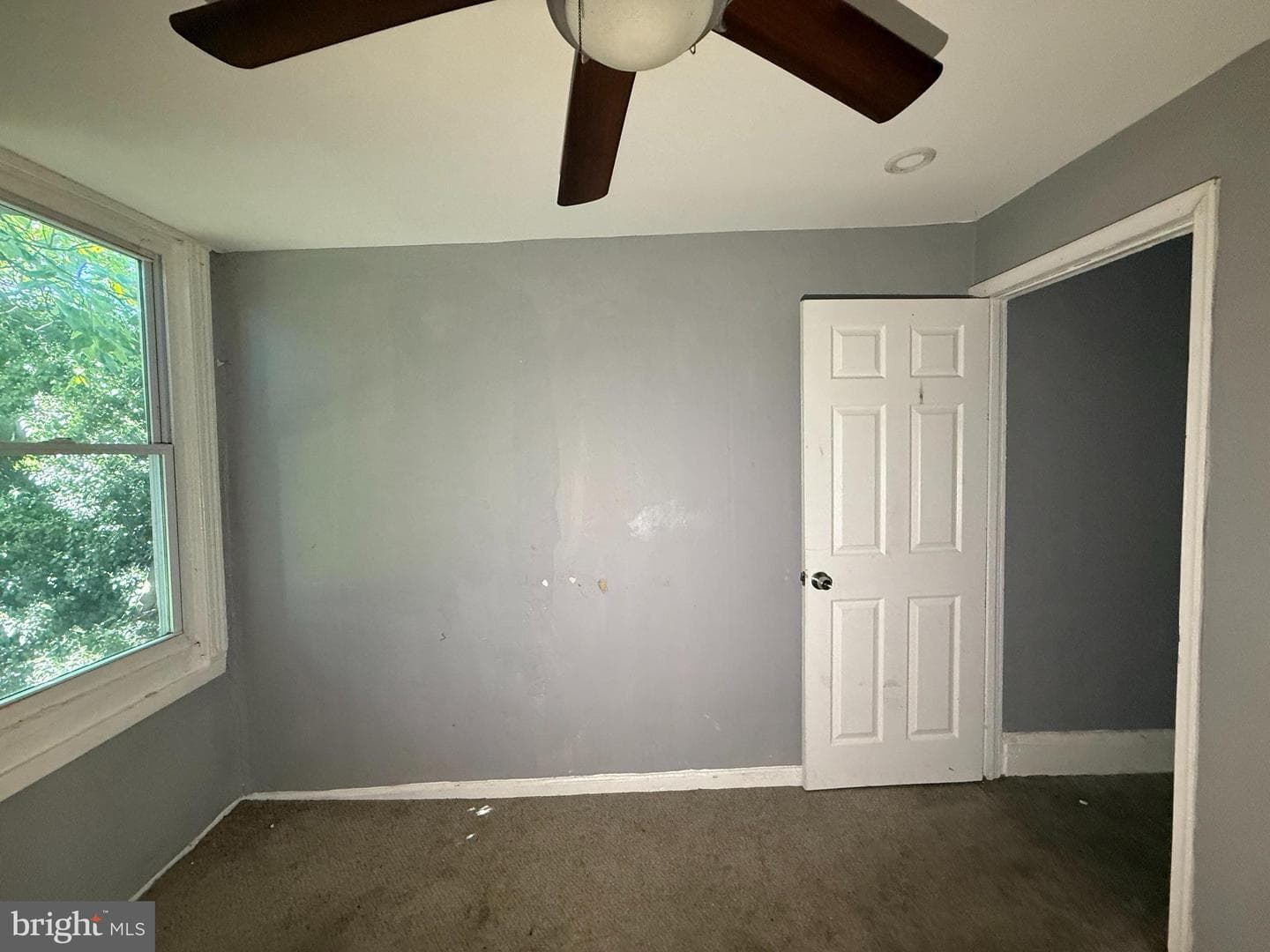 2422 Brentwood Avenue photo 10