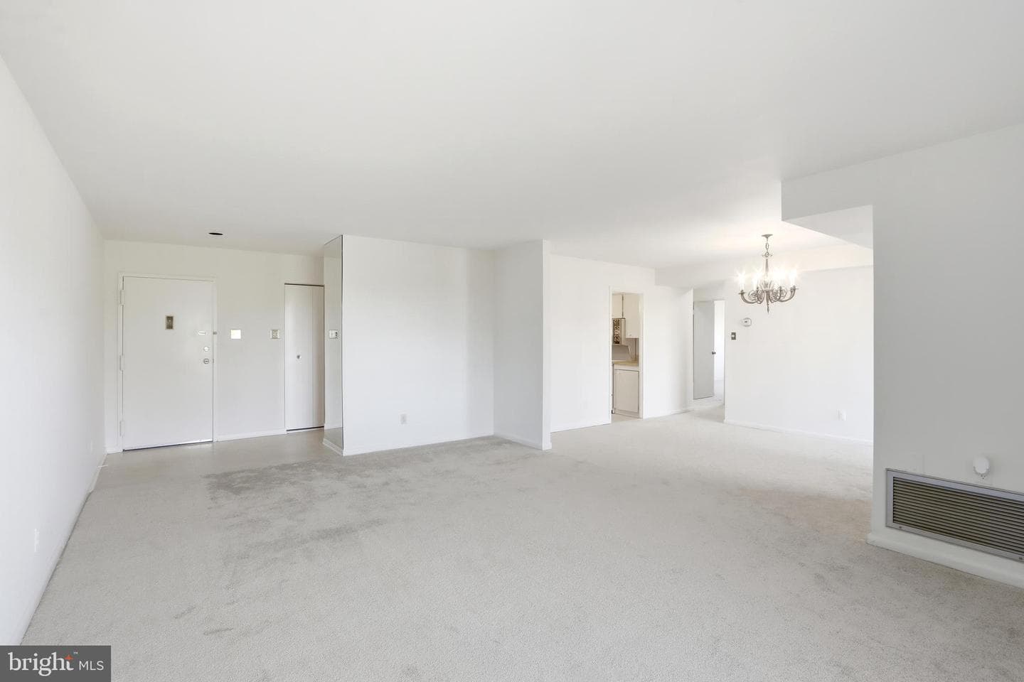 6317 Park Heights Avenue #404 photo 4