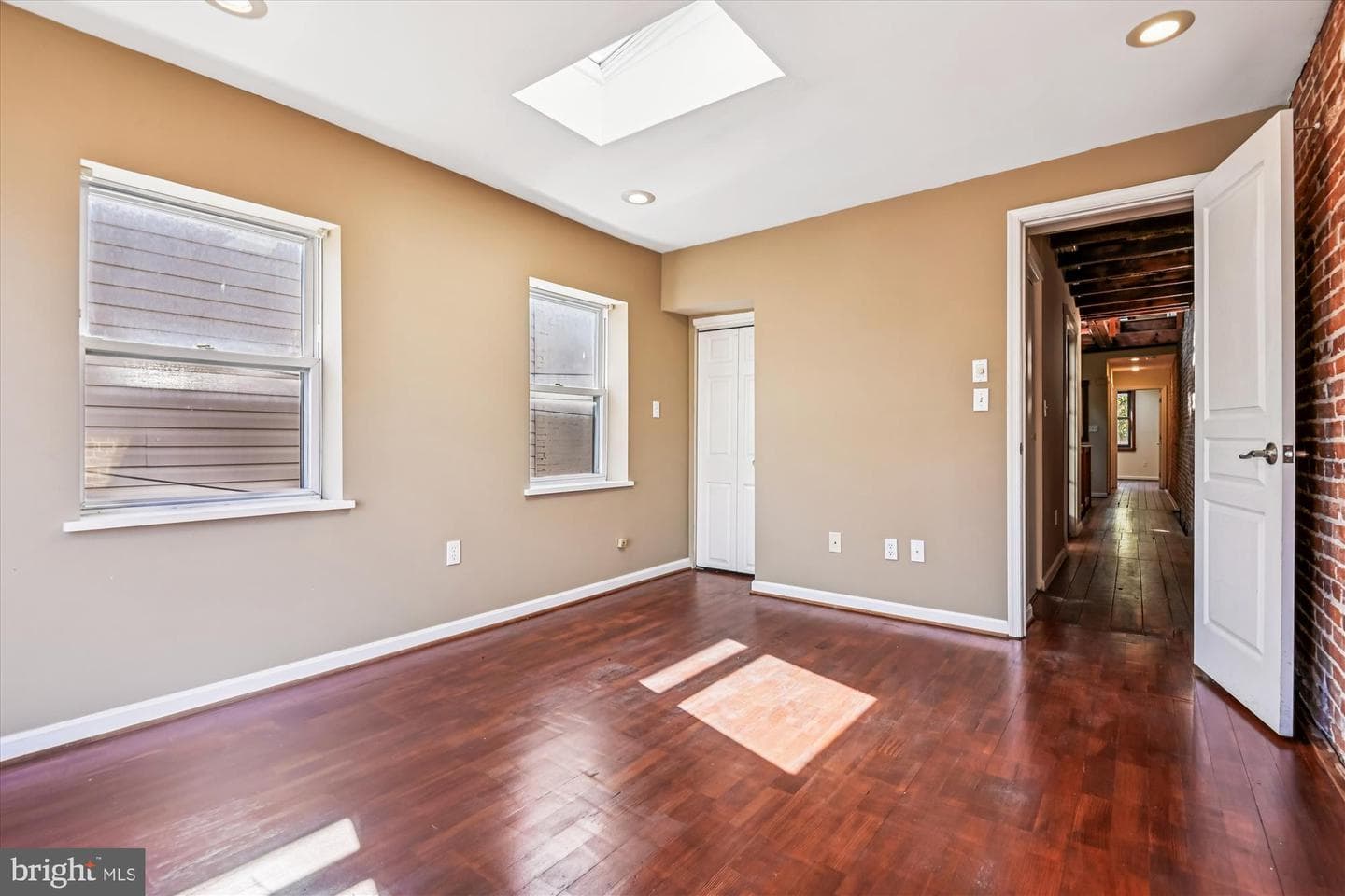 1293 William Street photo 22