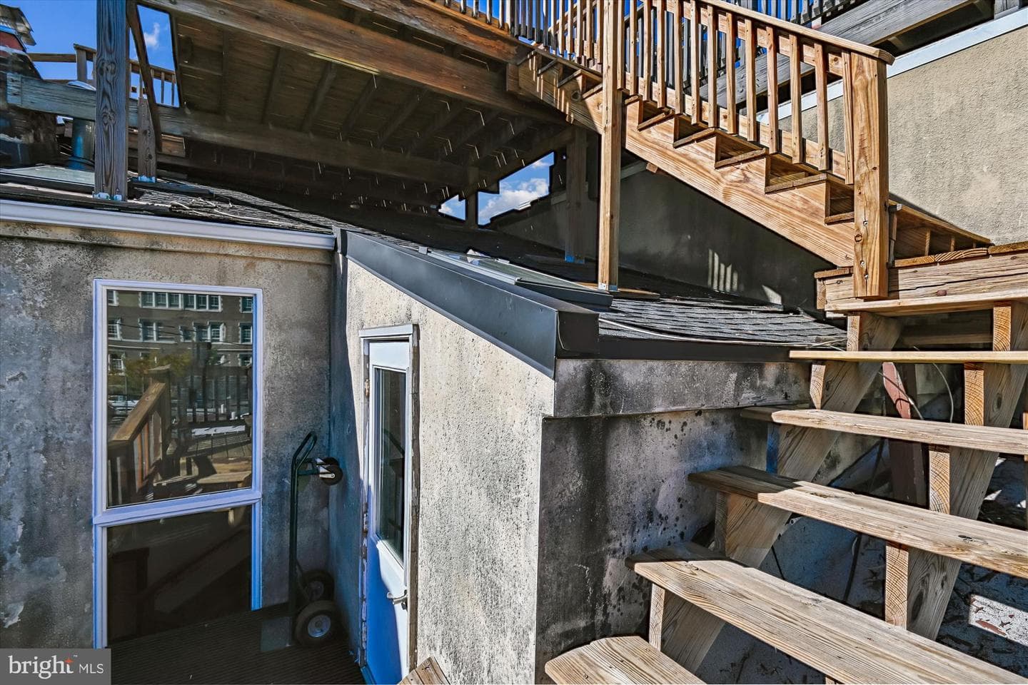 1293 William Street photo 45