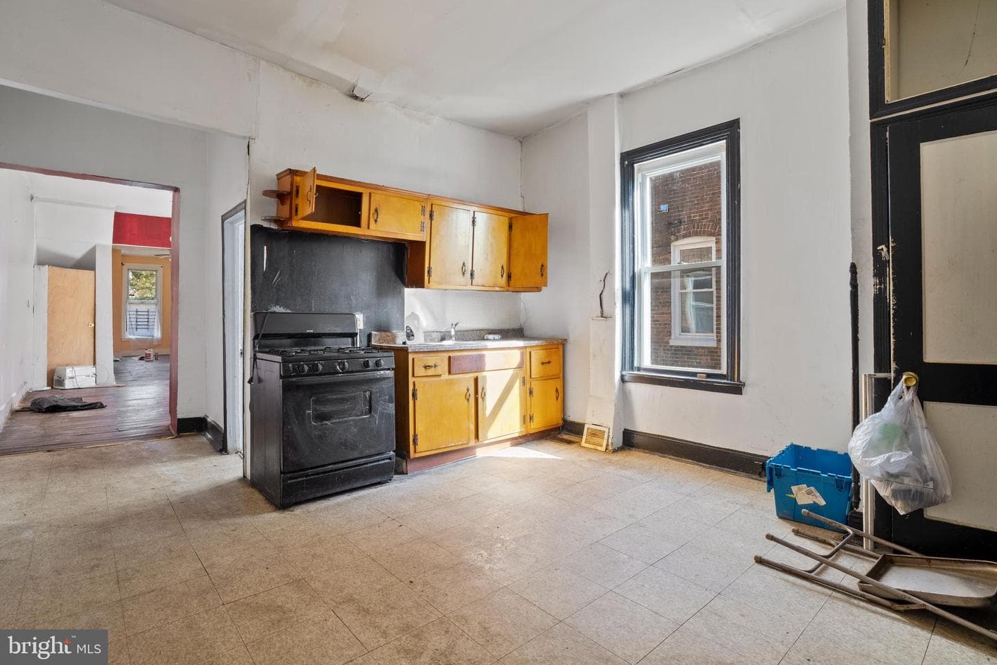 3819 Park Heights Avenue photo 27