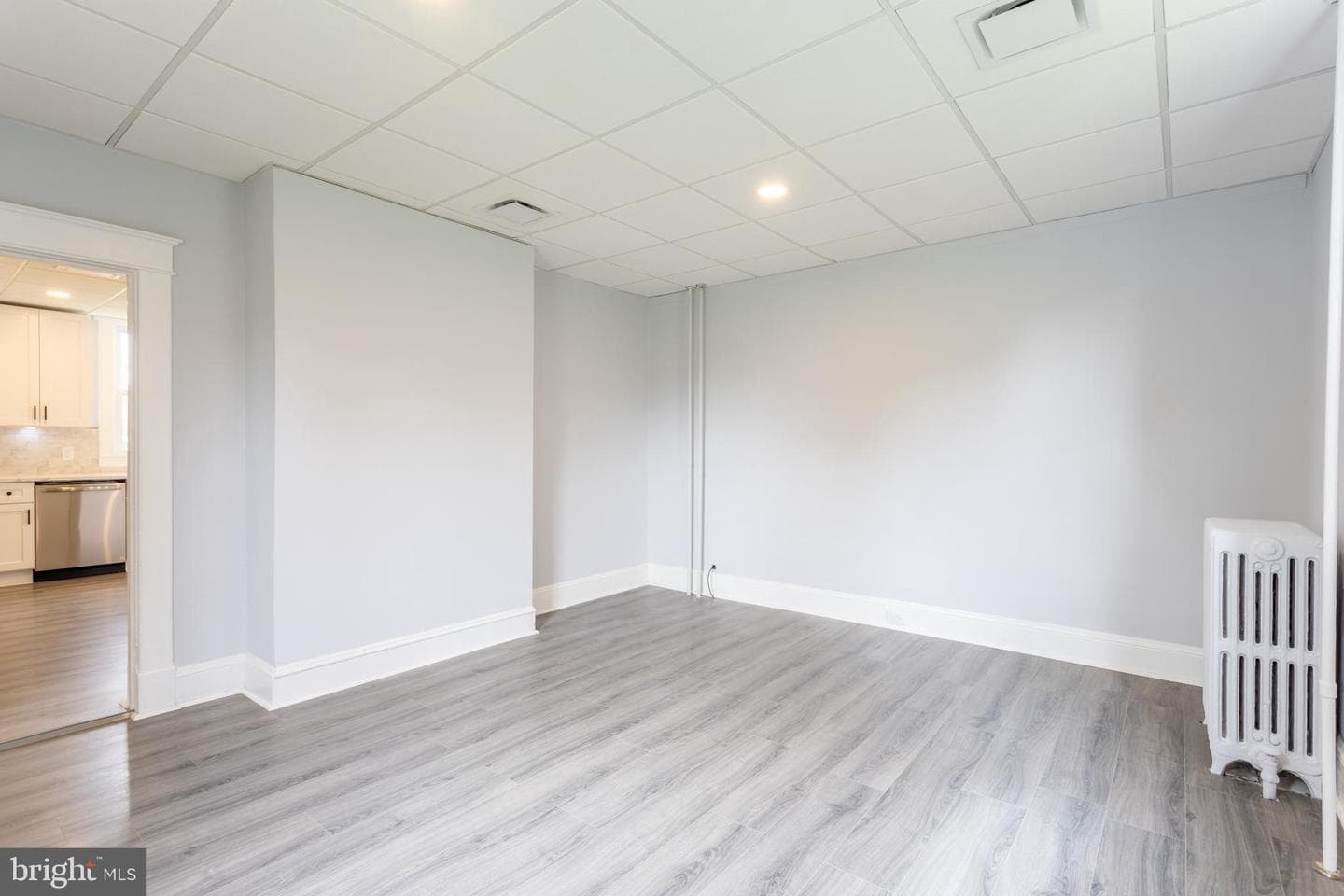 5006 Anthony Avenue photo 15