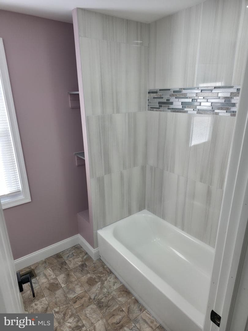 5202 Cuthbert Avenue photo 10
