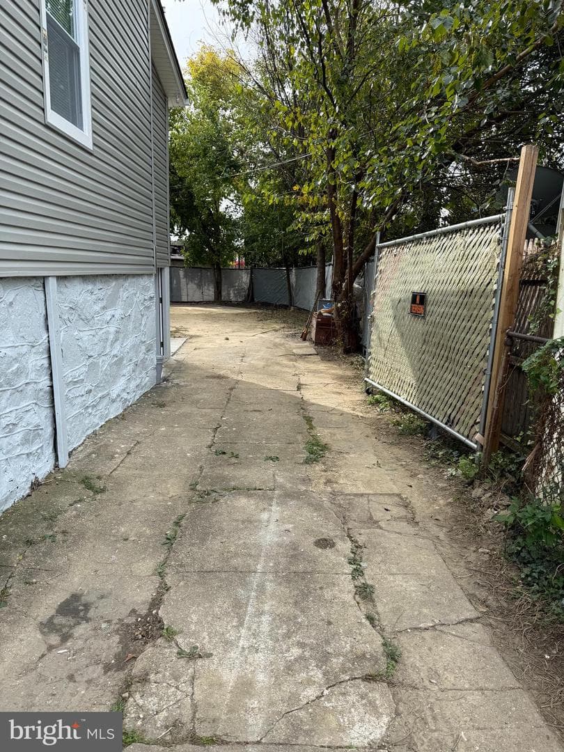5202 Cuthbert Avenue photo 23
