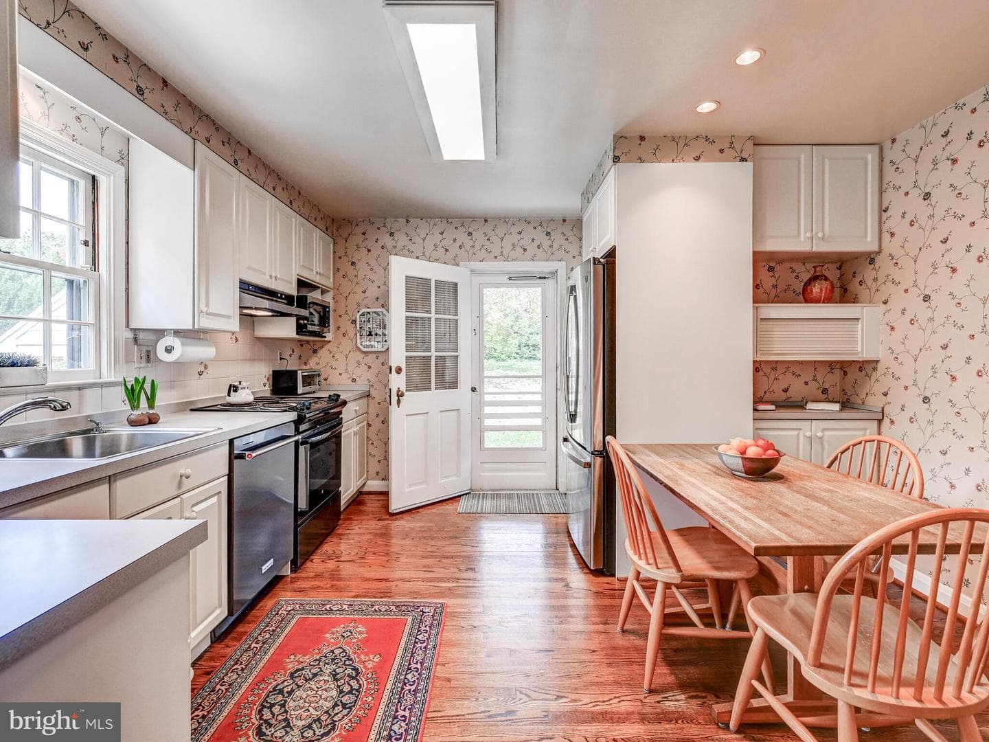 116 Castlewood Road photo 10